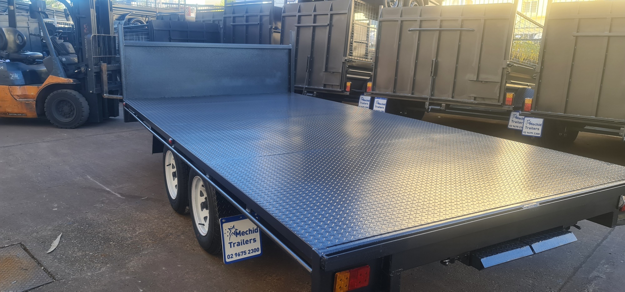 12×7 Table Top Trailer 2800kgs GVM with Electric brakes on four wheels