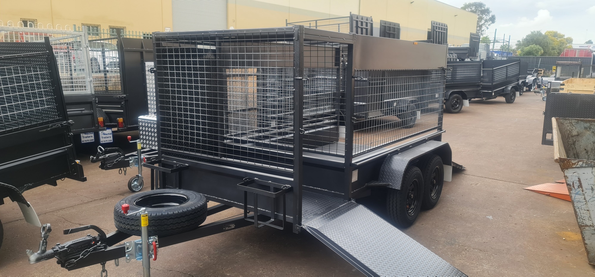 8×5 Tandem Lawn Mower Trailer Low side with Front Mesh Box