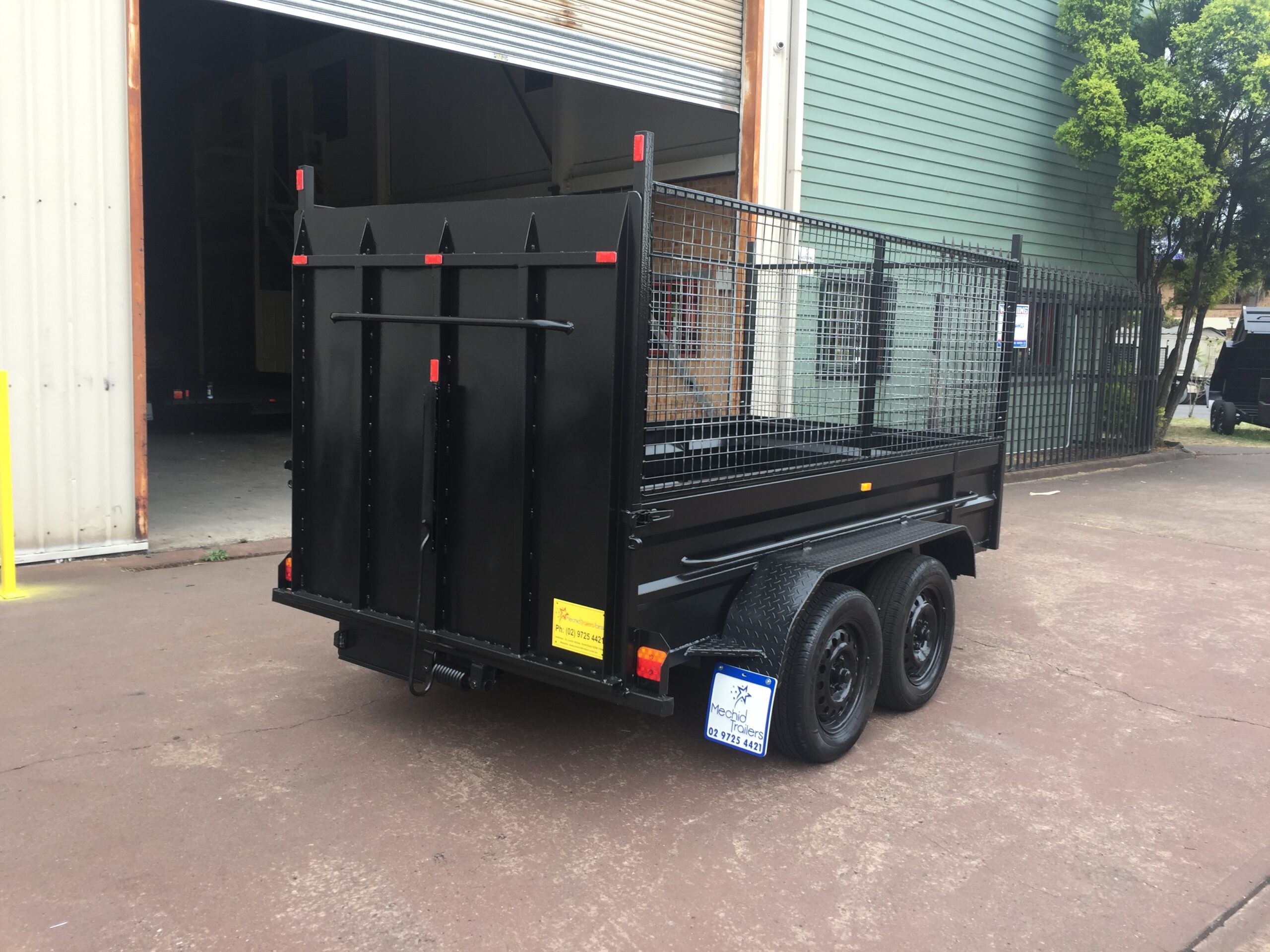 Buy 10x5 Box Trailer with the Ramp and 900mm Cage online from Mechid ...