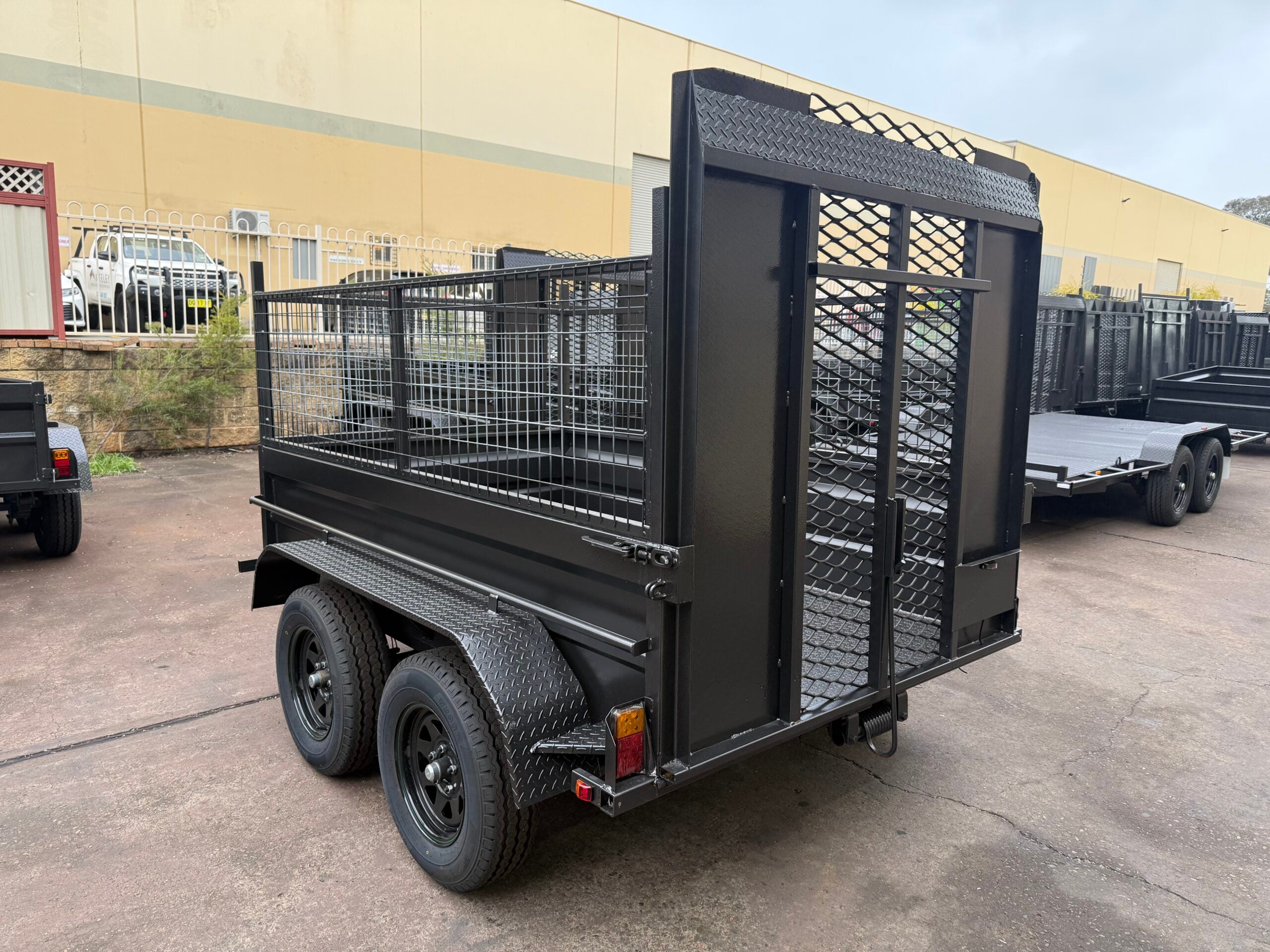 8×5 Tandem Box Trailer 2000 kgs GVM with Ramp